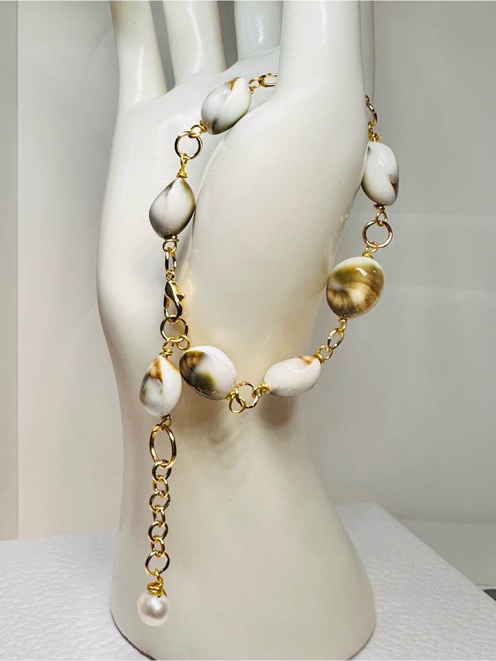 Gold-Tone Shiva Eye Shell Bead Bracelet
